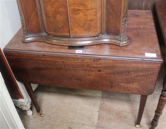 Mahogany Pembroke table